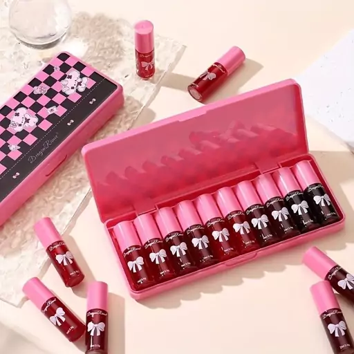 تینت لب دراگون پک ۱۰ عددی با بافت سبک، ماندگاری بالا و رنگ‌های خاص. خرید اینترنتی پک آرایشی با قیمت مناسب و بسته‌بندی جذاب