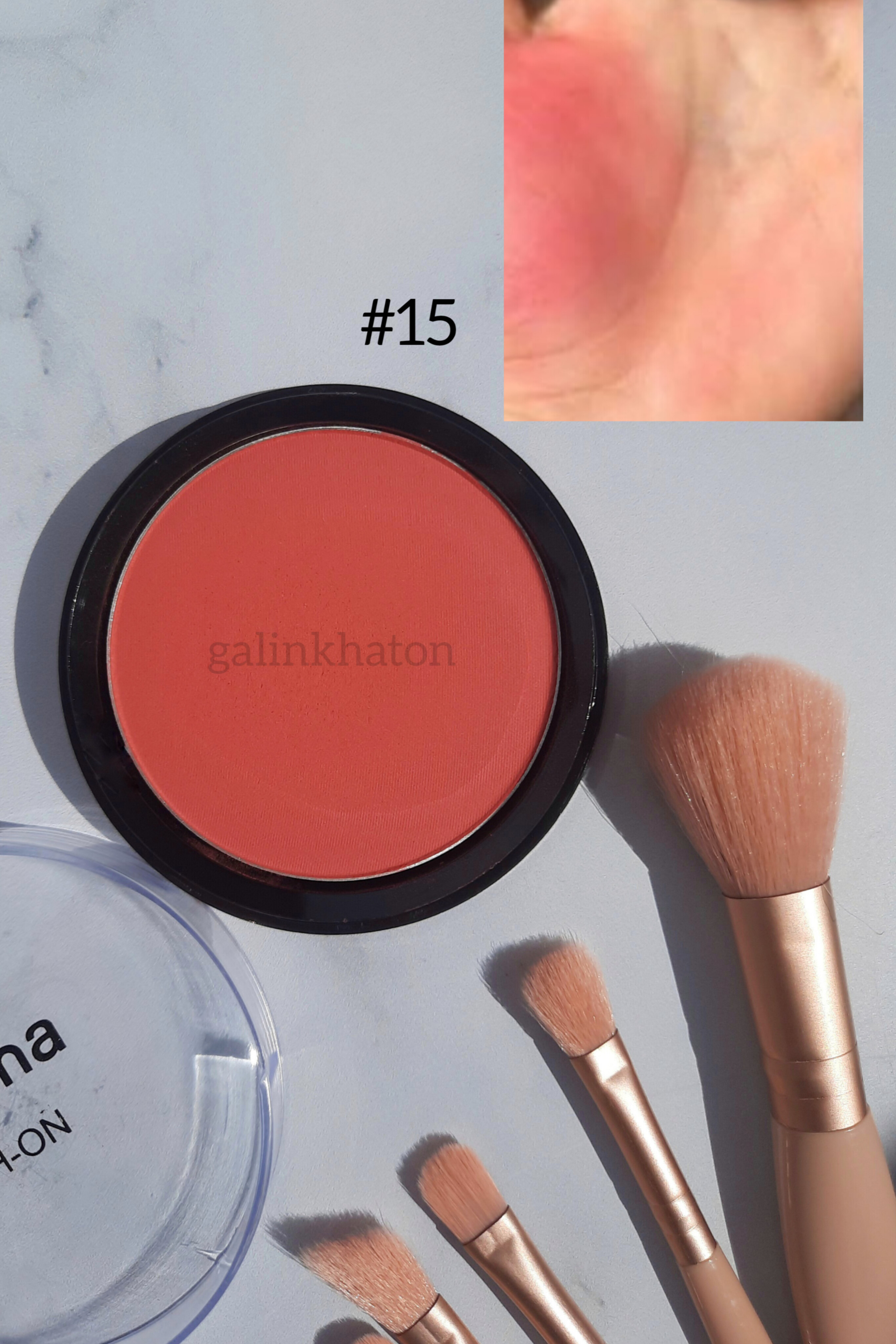 رژگونه مهرونا شماره ۱۵ | رنگ گلبهی نود با ماندگاری عالی و جلوه مخملی