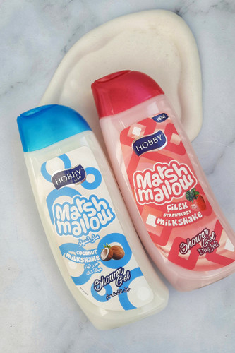 شامپو بدن هوبی Hobby با رایحه توتفرنگی و نارگیل | خرید شامپو بدن خوشبو و آبرسان پوست