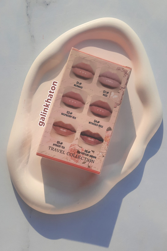 نمای پشت جعبه ست لیپ گلاس و برق لب دورهو